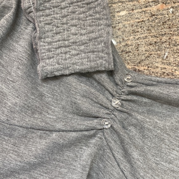 Tank top - Picture 3 of 8